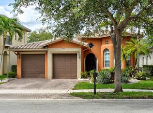 10635 NW 83rd Ct, Pompano Beach, FL 33076