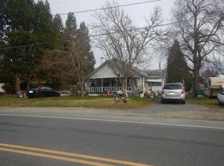 3052 Redwood Ave, Grants Pass, OR 97527