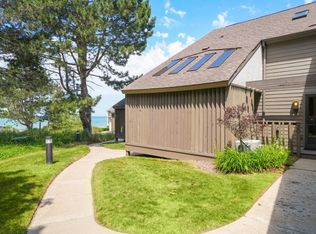 101 N Shore Dr APT 30, South Haven, MI 49090