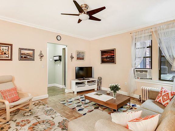 2nd image of 332 E 84th St APT 2-B