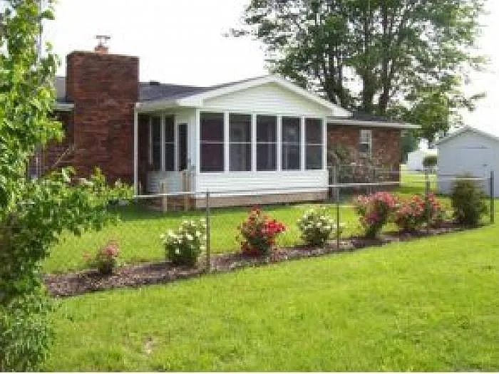 6563 W Versailles St photo 1