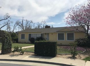 1102 Ruth Cir, Santa Ana, CA 92706