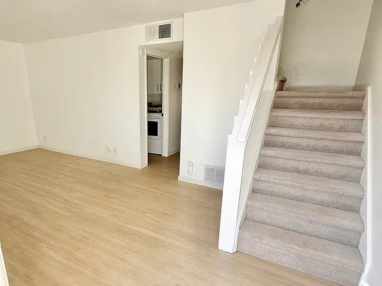 741 Camino Floretta NW — Photo 3
