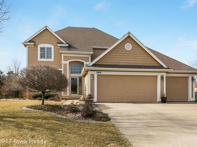 2410 133rd St, Urbandale, IA, 50323