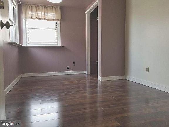 4th image of 2241 Knorr St
