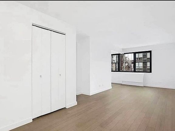 2nd image of 222 E 39th St APT 9F
