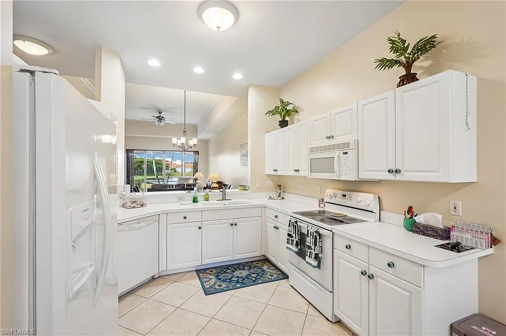 3 bed, 2.0 bath, 1742 sqft, $3,500 — Photo 4