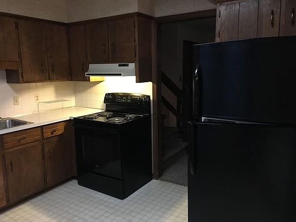 self-cleaning oven, ice-maker