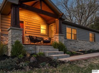 8010 Woolworth Ave, Omaha, NE 68124