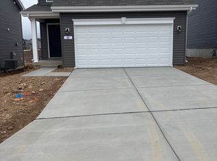 62 Town Centre Ct, Foristell, MO 63348