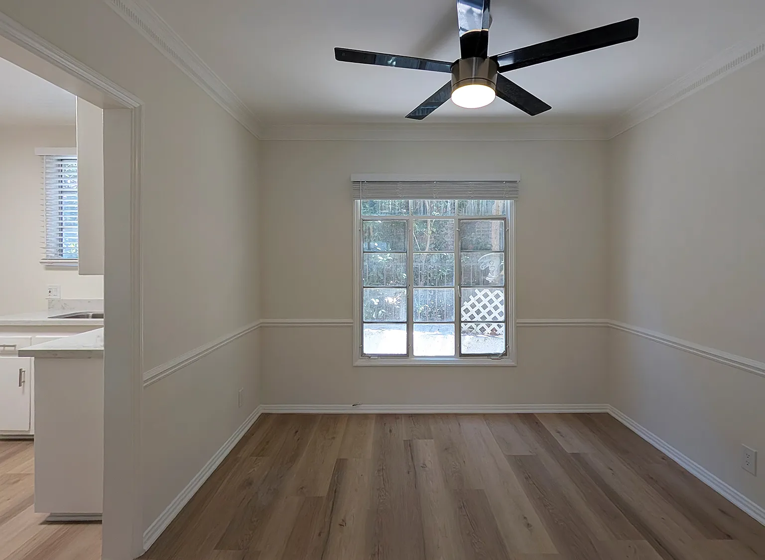 1 bed, 720 sqft, $2,400 — Photo 4