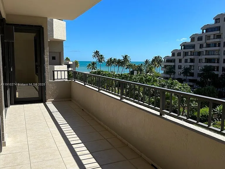 251 Crandon Blvd #430 — Photo 3