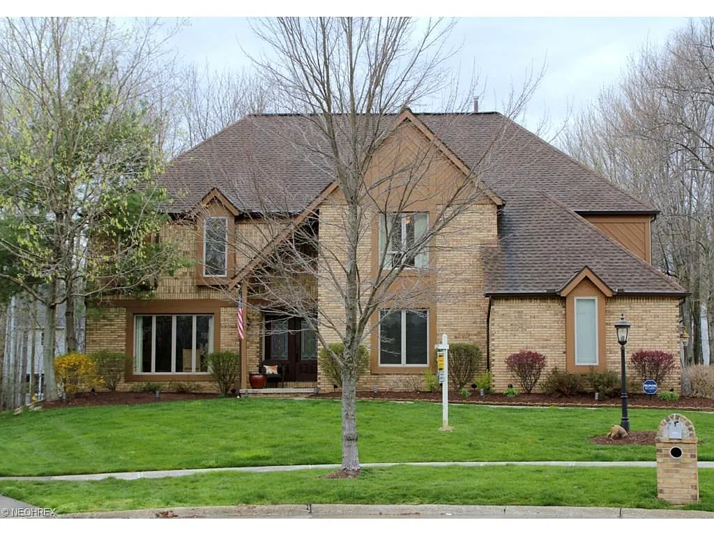19250 Westfield Ln photo 1