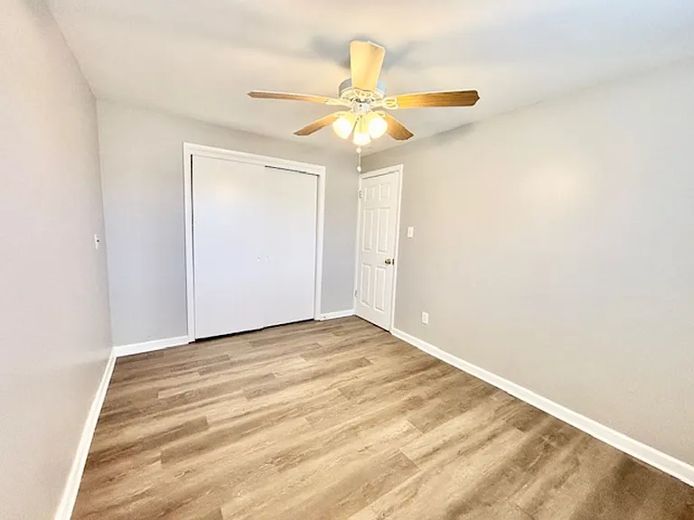 2519 Jellison St — Photo 6