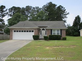 1300 Oak Knolls Dr, Fayetteville, NC 28314