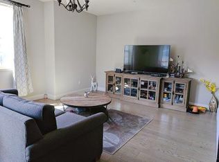 2879 Kaiser Dr, Santa Clara, CA 95051