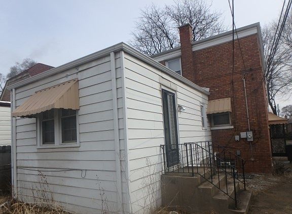 2nd image of 12134 S La Salle St