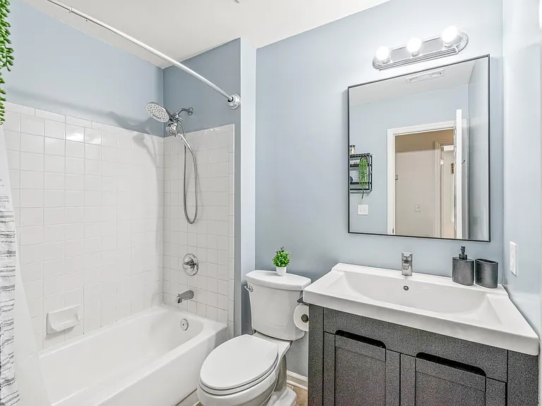 1118 Polk St — Photo 19