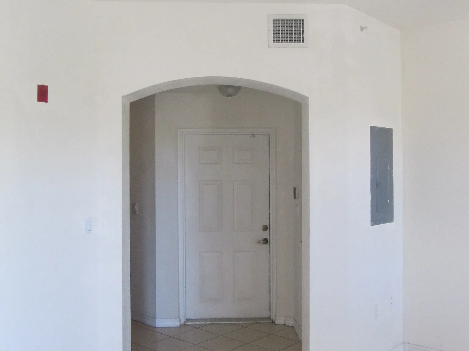 8858 W Flagler Street — Photo 2