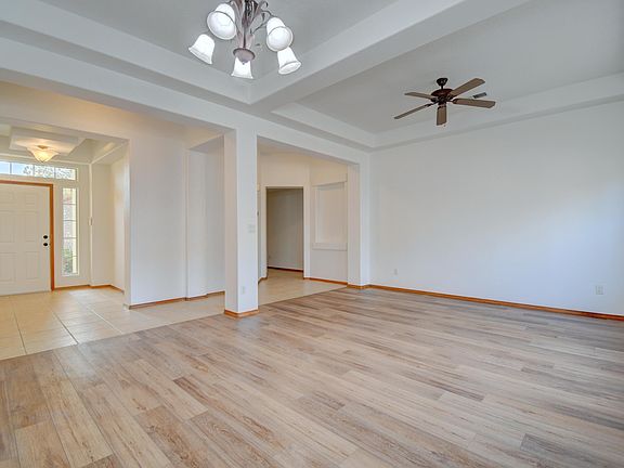 5th image of 10219 Wickenburg St NW