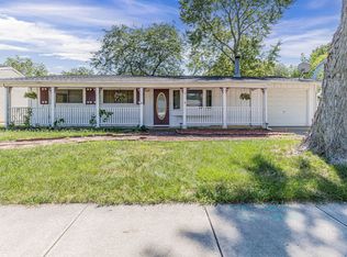 2513 Sangamon Dr, Champaign, IL 61821