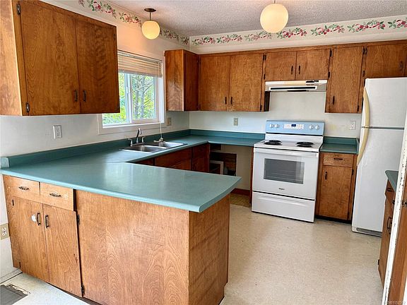 2nd image of 4081 Carey Pl