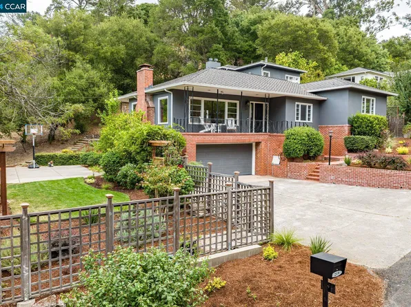 219 Orchard Rd, Orinda, CA 94563