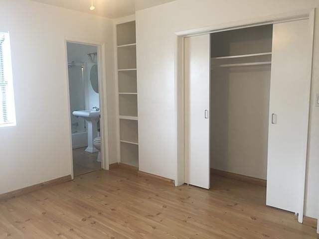 Bedroom-large closet, spacious room