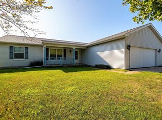 N7648 Freedom Rd, Theresa, WI 53091