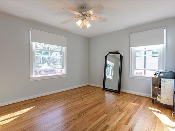 4th image of 439 Julian Pl