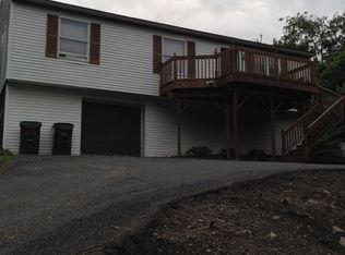 3 Lunis Ave, Rensselaer, NY 12144