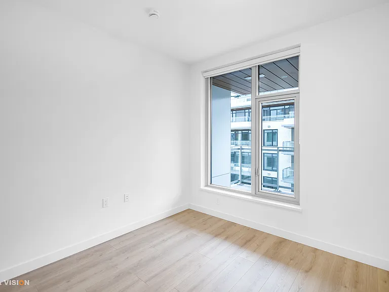 755 Harbourside Dr #619 — Photo 6