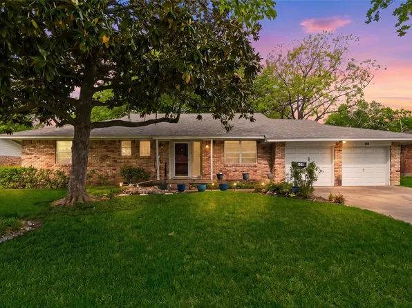 609 Dennis Dr, Desoto, TX 75115