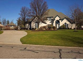 1342 Ironwood Ct, Defiance, OH 43512