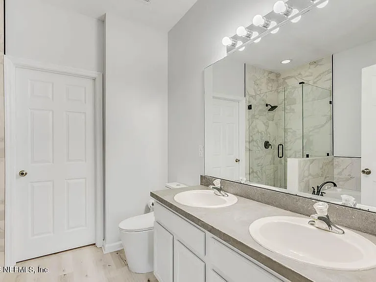 12301 Kernan Forest Blvd #902 — Photo 16