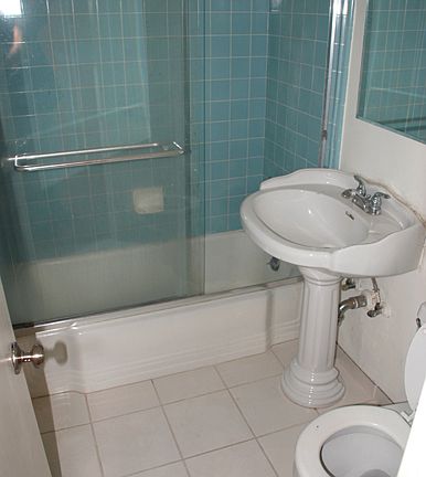 5th image of 1453 12th St #9