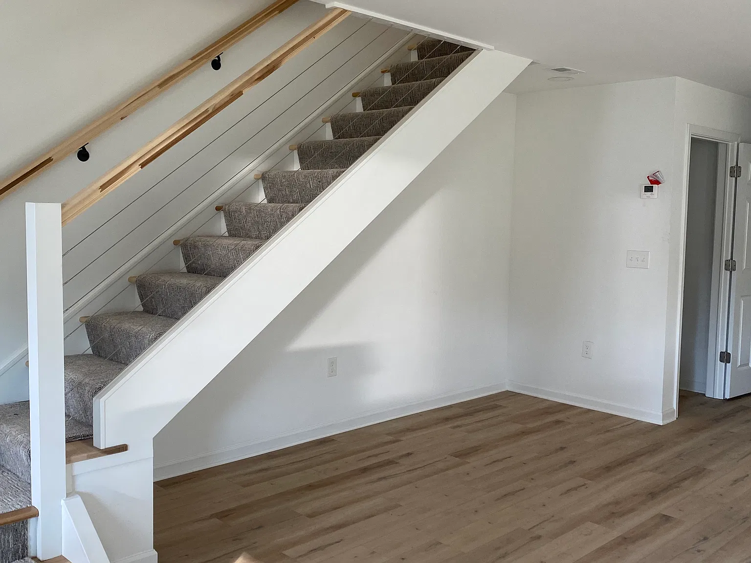 3 bed, 2.5 bath, 1275 sqft, $2,495 — Photo 3