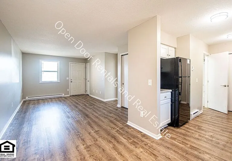 303 Autumn Hills Dr — Photo 4