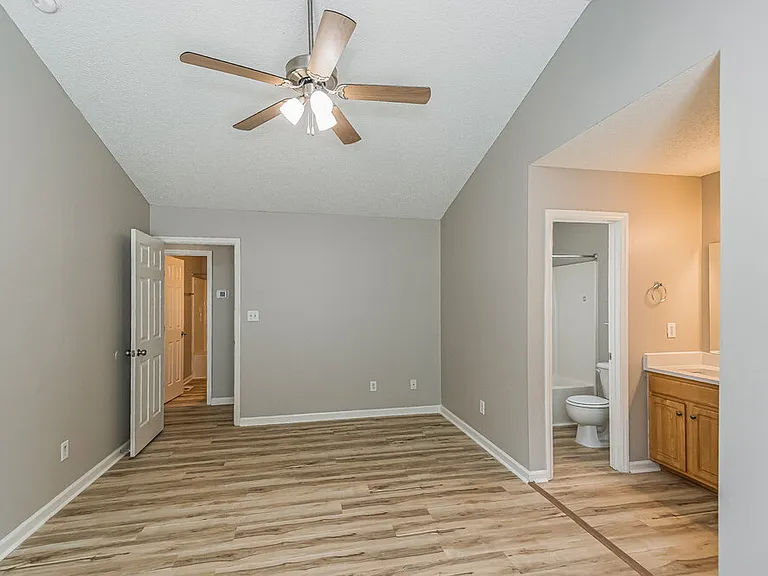 1012 S Willhaven Dr — Photo 9