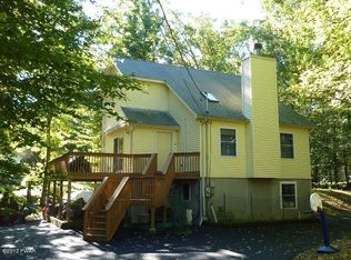 124 Penn Ct, Dingmans Ferry, PA 18328