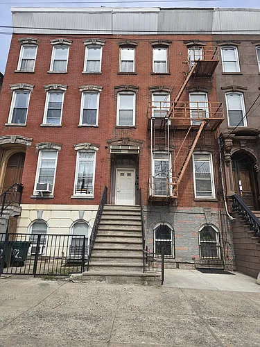 366 Forrest St Photo 1