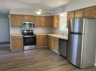 7 Lille Ct, Newark, DE 19702