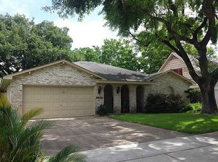 9418 Bankside Dr, Houston, TX 77031