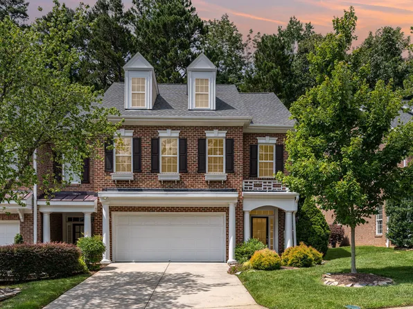 4060 Barton Park Pl, Raleigh, NC 27613