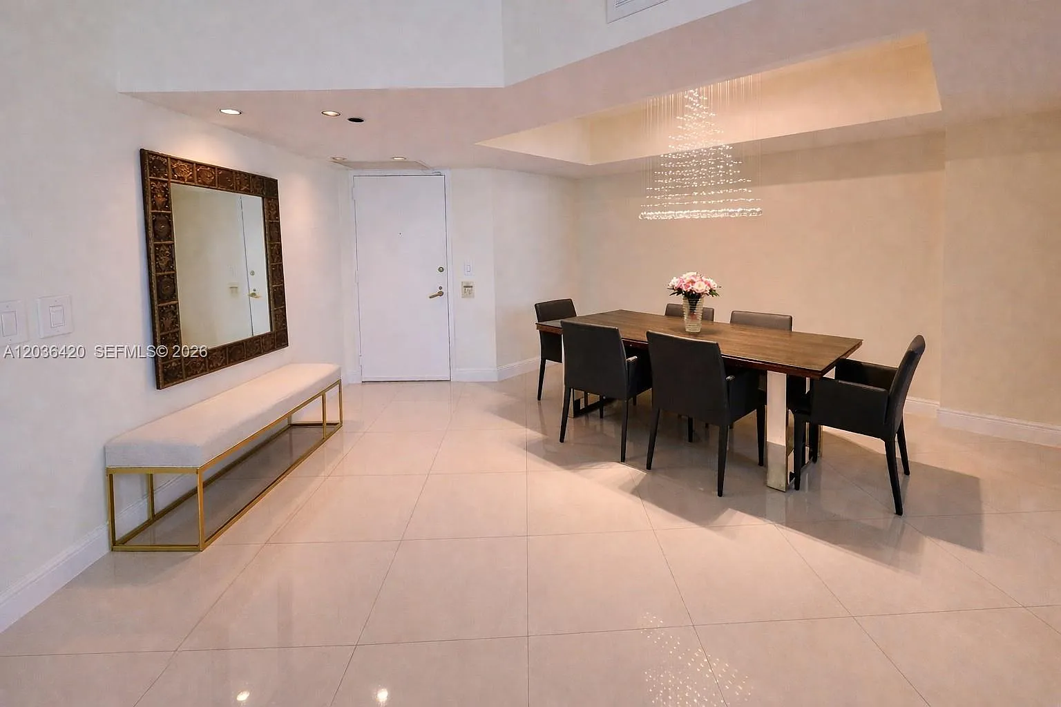 2 bed, 1522 sqft, $3,900 — Photo 2
