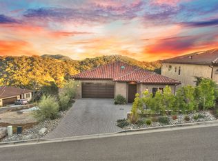 2915 Club Moss Ln, Avila Beach, CA 93424