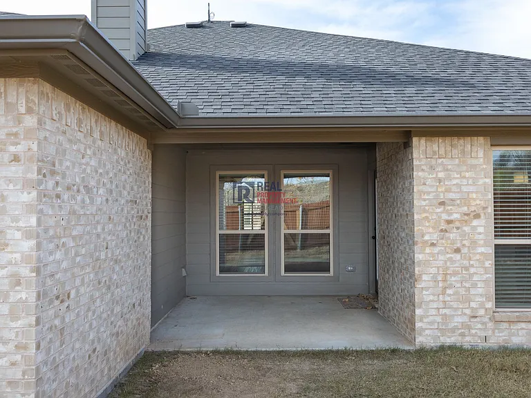 124 Mesa Dr — Photo 23