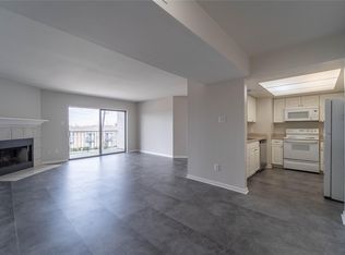 2824 S Bartell Dr APT 39, Houston, TX 77054