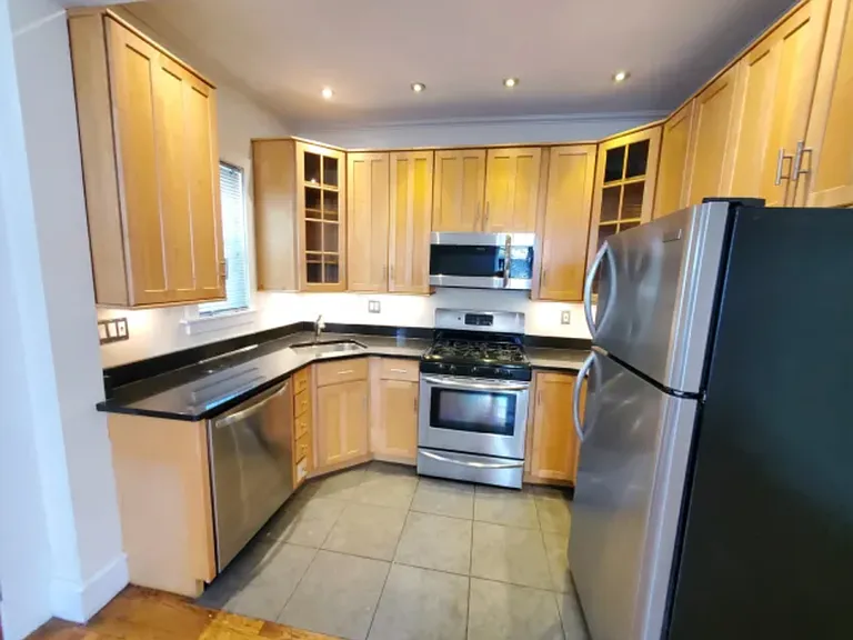 24 Eastburn St #1 — Photo 2
