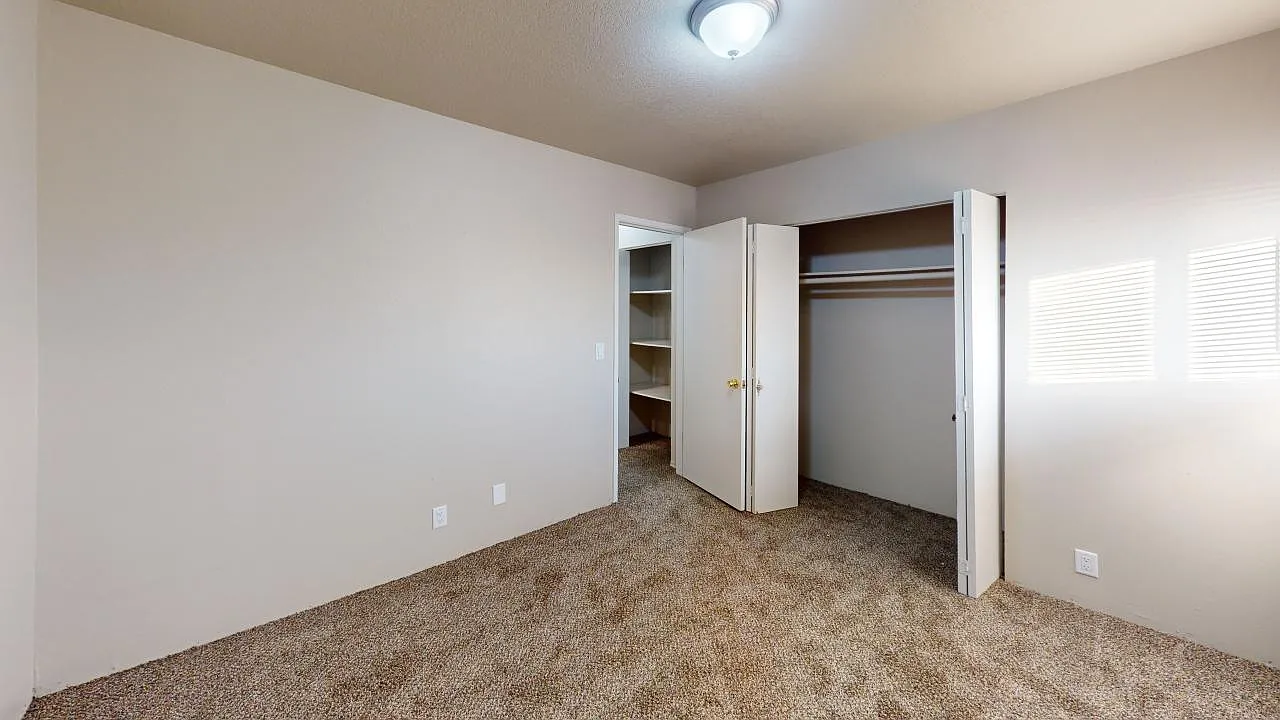 2 bed, $1,150 — Photo 4